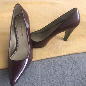 Anne Klein Pumps